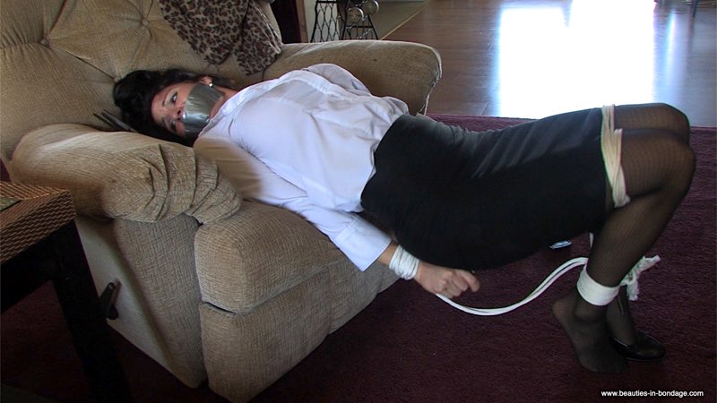 struggling_to_call_for_help_remastered-800x450.jpg