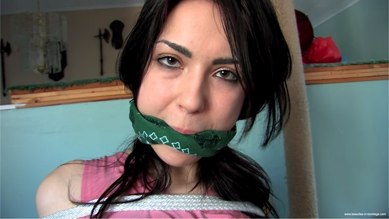 watch_katelyn_being_tied_up_remastered-800x450.jpg