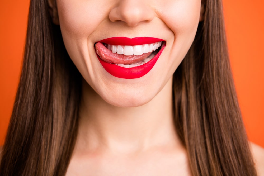 Women-Sticking-Tongue.jpeg