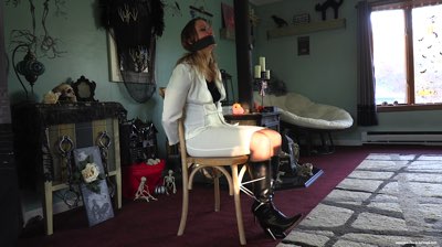 Madison Swan: The Detective's Mistake (MP4)